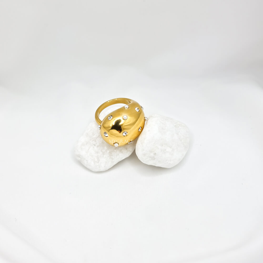 Inel oțel inoxidabil ”Be stylish”, model lacrimă/picătură, oțel inoxidabil, placat cu aur 18K și decorat cu zirconiu și perluțe