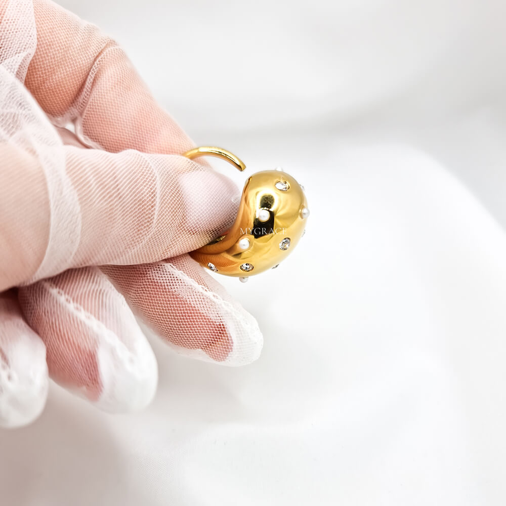 Inel oțel inoxidabil ”Be stylish”, model lacrimă/picătură, oțel inoxidabil, placat cu aur 18K și decorat cu zirconiu și perluțe