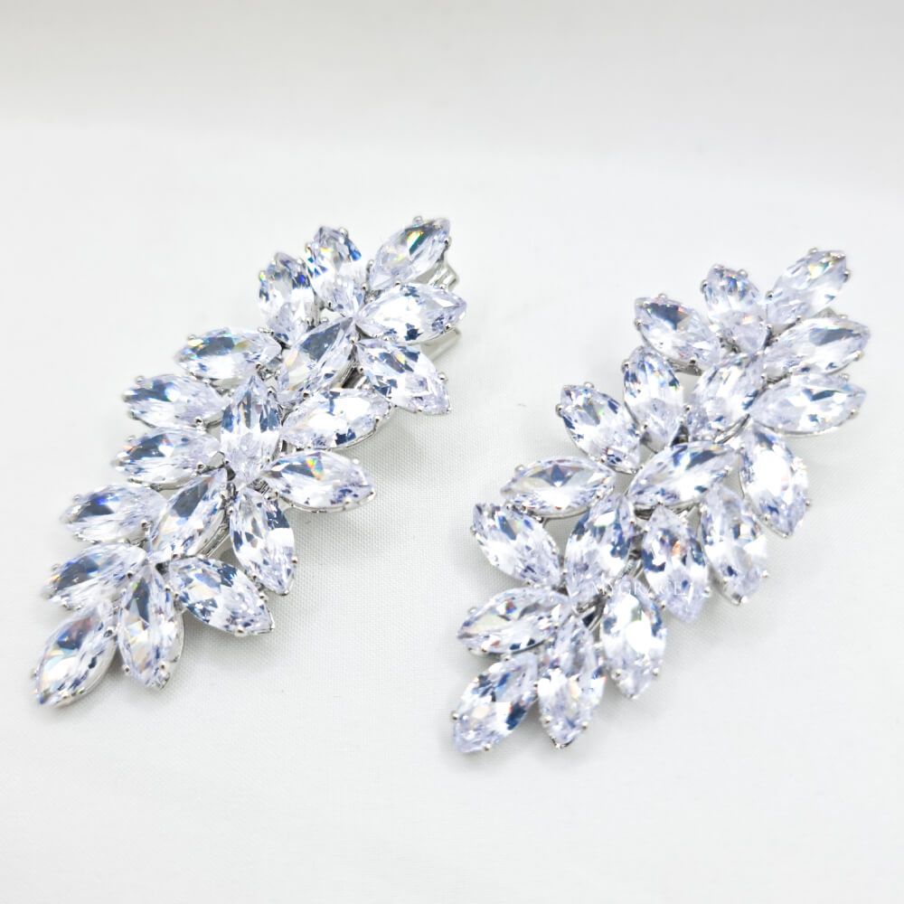 Agrafe păr metalice, argintii, decorate cu zirconiu, model floral, mireasă (set 2 buc.)