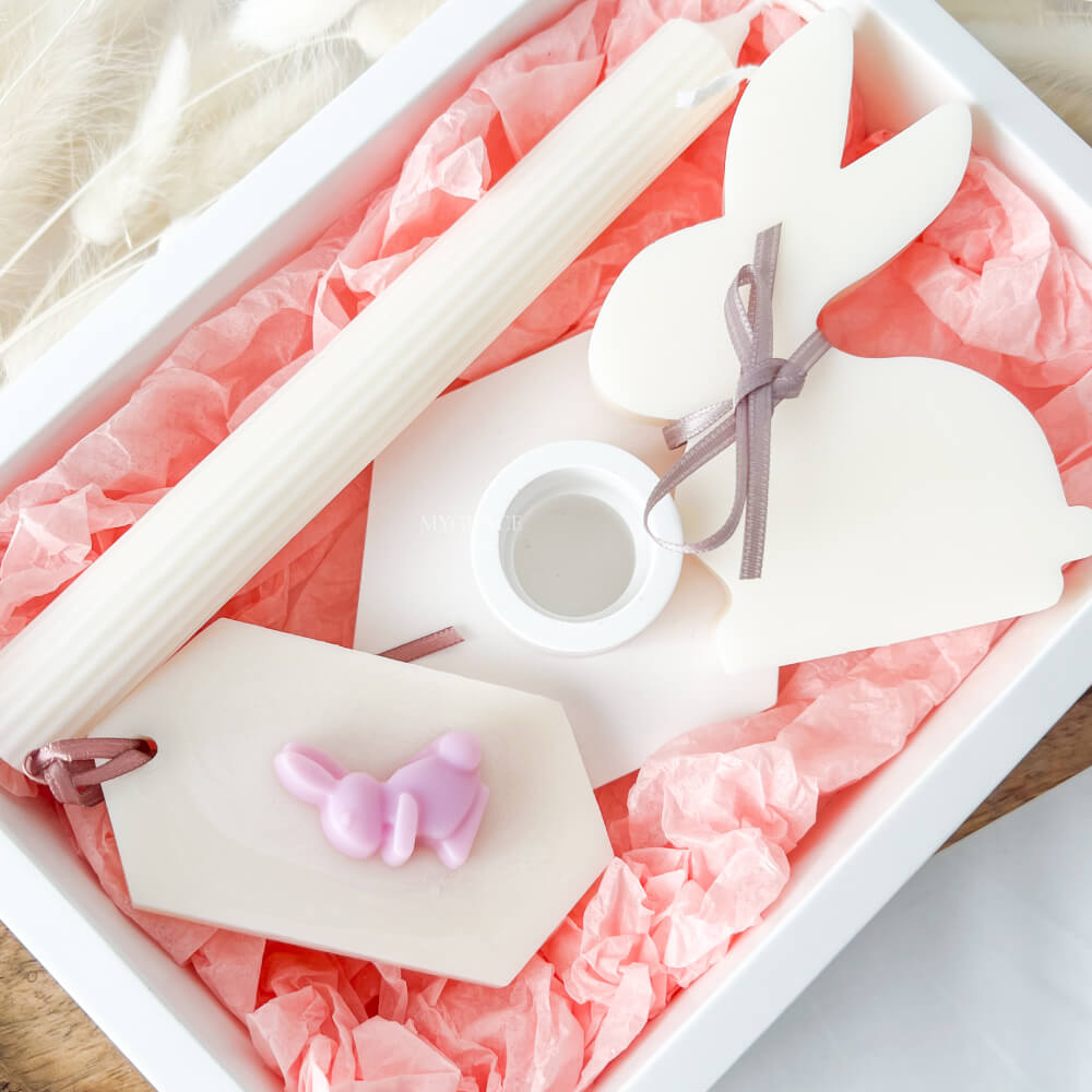 Cadou Paște - set lumânare sfeșnic, suport ceramic lumânare, tabletă parfumată și lumânare iepuraș