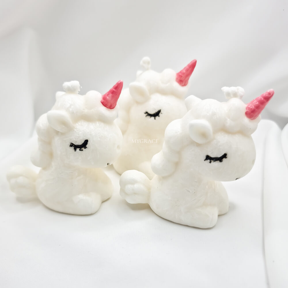 marturii botez unicorn lumanare parfumata ceara palmier MYGRACE