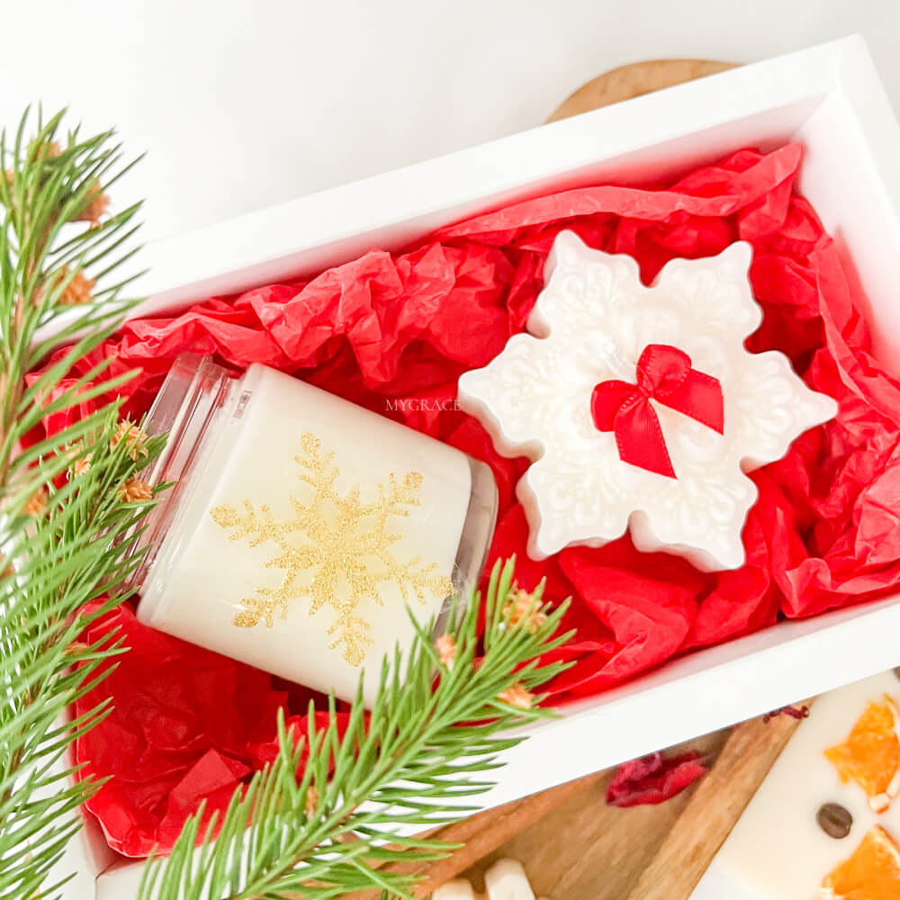 Cadou de Crăciun/Secret Santa - set lumânări parfumate ceară vegetală, model fulg și borcănaș