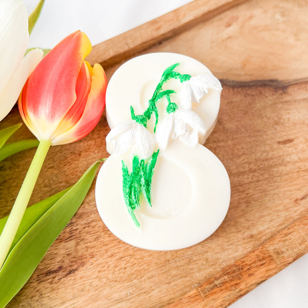 martisor parfumat ceara vegetala cifra 8 ghiocei MYGRACE