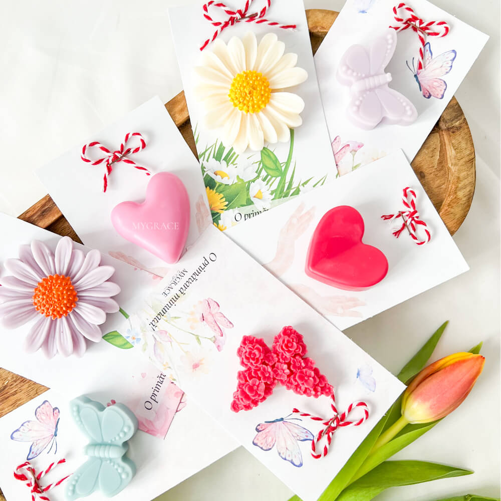 martisor parfumat ceara vegetala margareta mov deschis MYGRACE