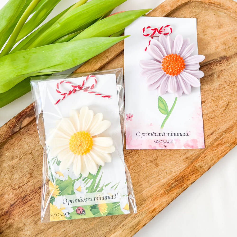 martisor parfumat ceara vegetala margareta mov deschis MYGRACE